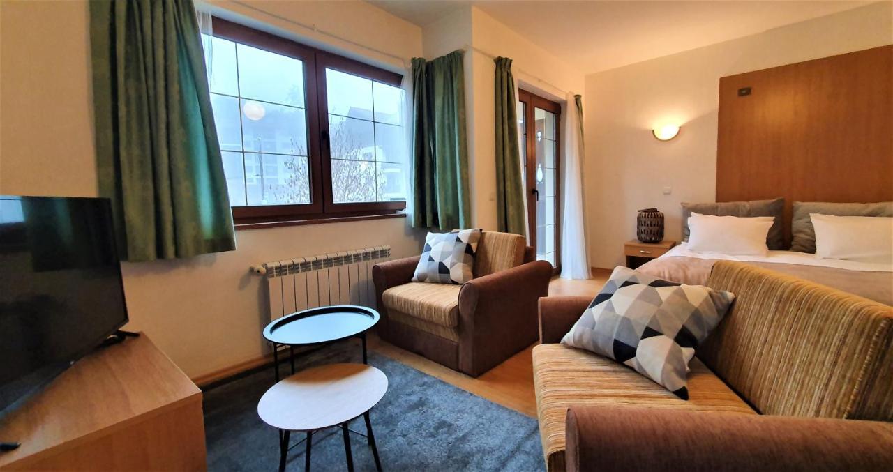 Kokiche Private Apartments ボロヴェッツ エクステリア 写真